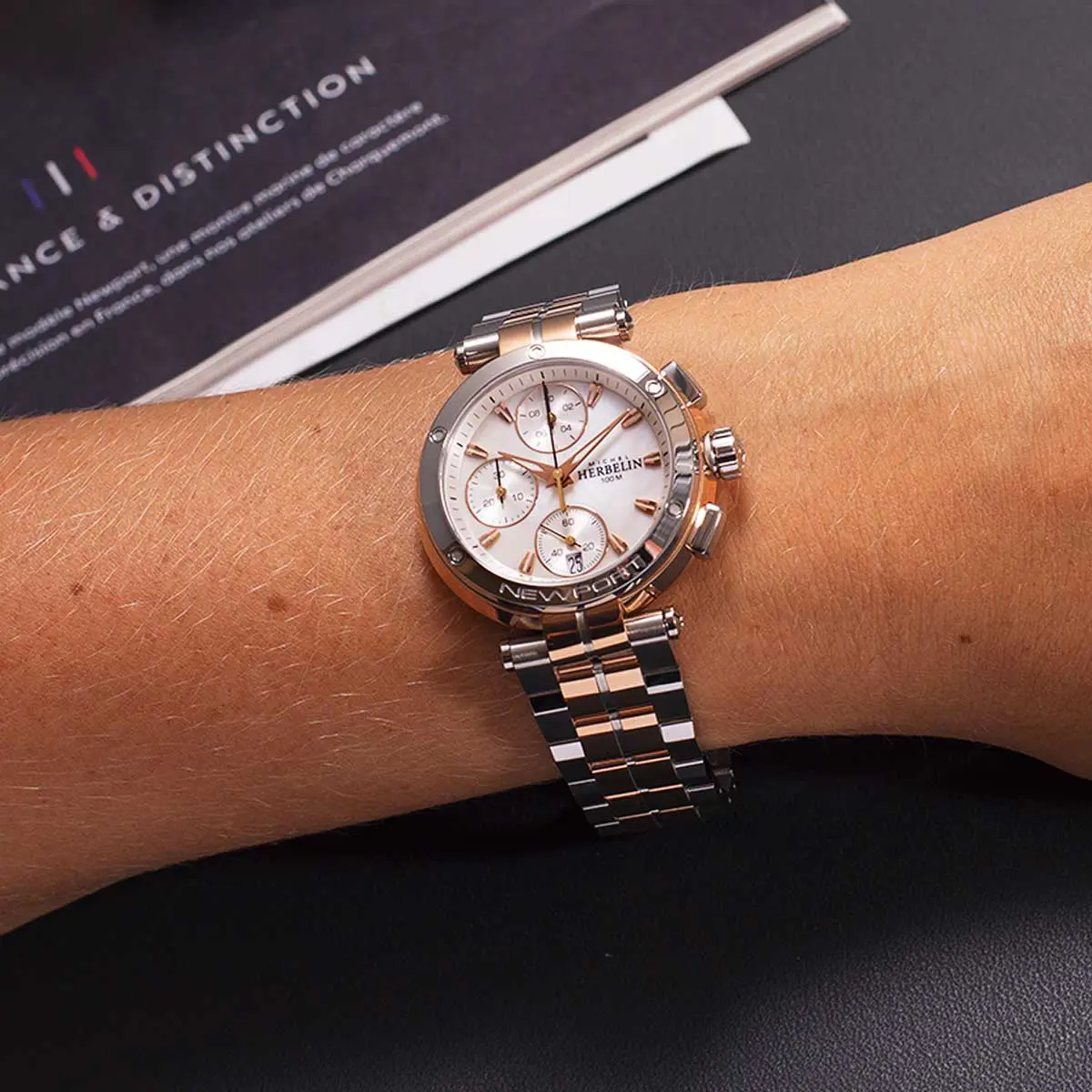 NEWPORT – CHRONOGRAPHE LADY – BICOLORE & NACRE – Image 3