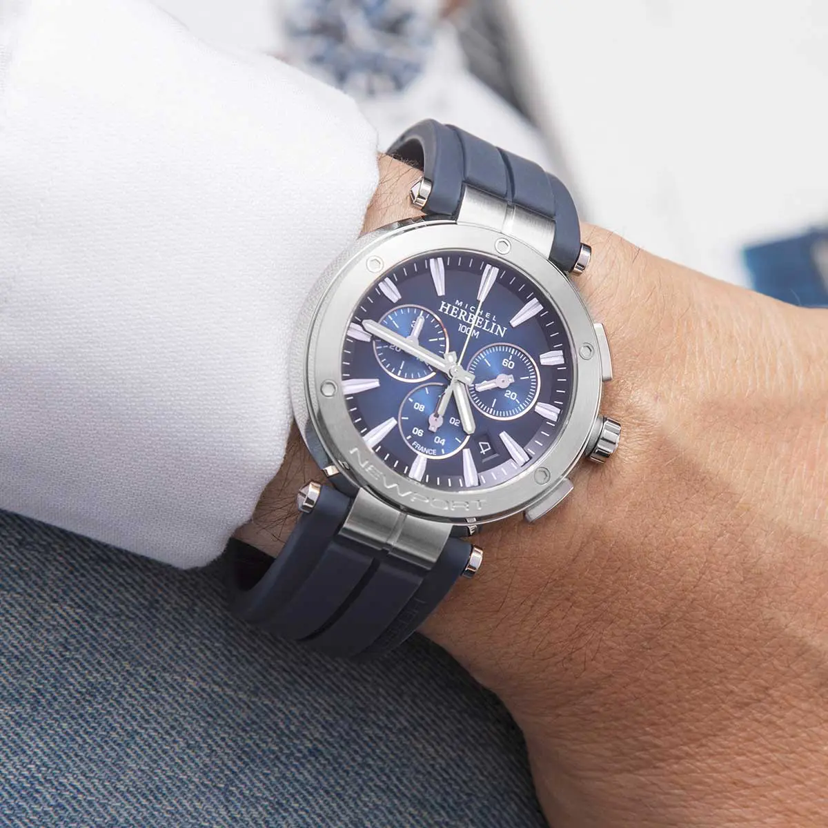 NEWPORT – CHRONOGRAPHE – ACIER, BLEU & NOIR – Image 3