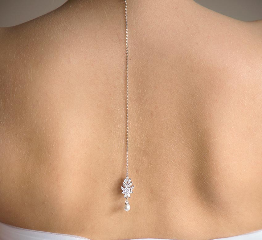 Bijou de dos mariage en cristal et perle Swarovski « Sophie »
