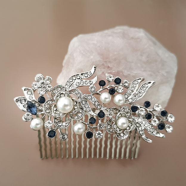 Peigne cheveux mariage fleurie touche bleu et perles « Rosabella » – Image 3